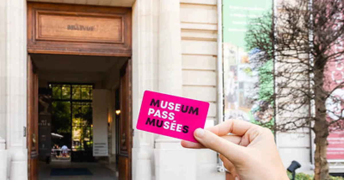 Ingang museum met museumpaskaart
